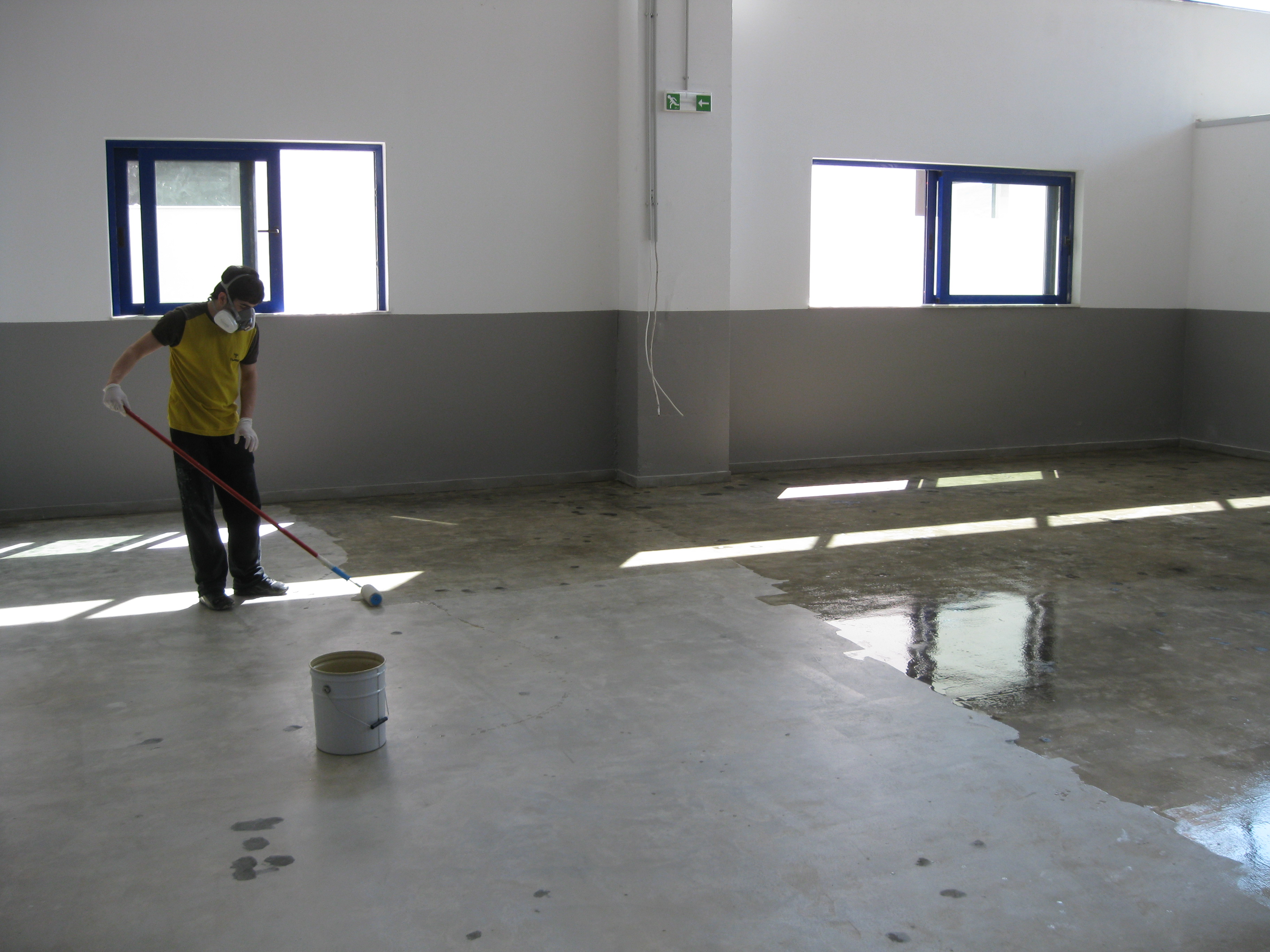 Can you apply Epoxy on Tiles? - LearnCoatings